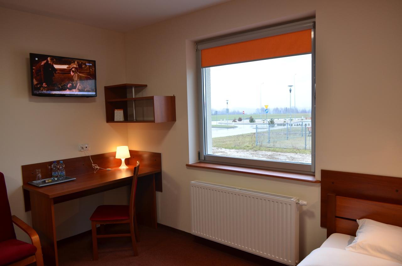 Spokoj Restauracja I Motel Mszana Phòng bức ảnh